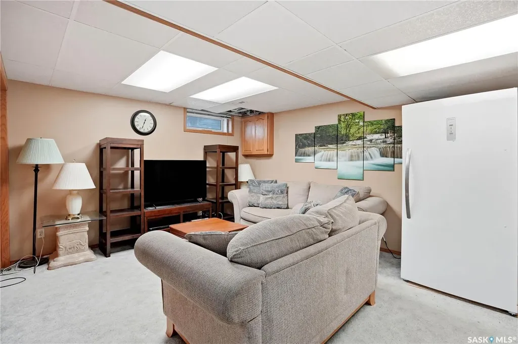 2646 Crocus Drive E Regina SK S4V 1T2