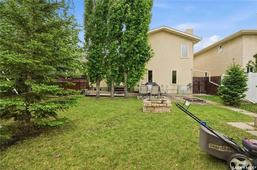 2646 Crocus Drive E Regina SK S4V 1T2