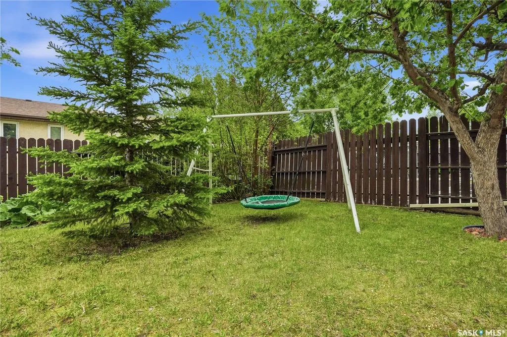 2646 Crocus Drive E Regina SK S4V 1T2