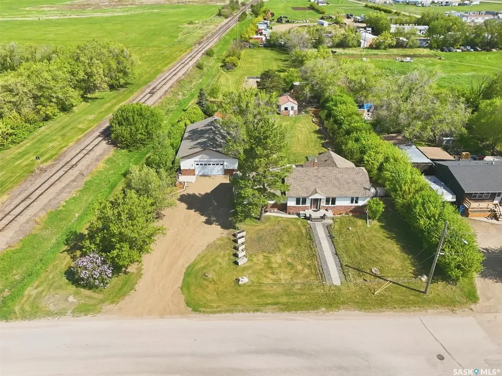 503 3rd Street Dundurn SK S0K 1K0
