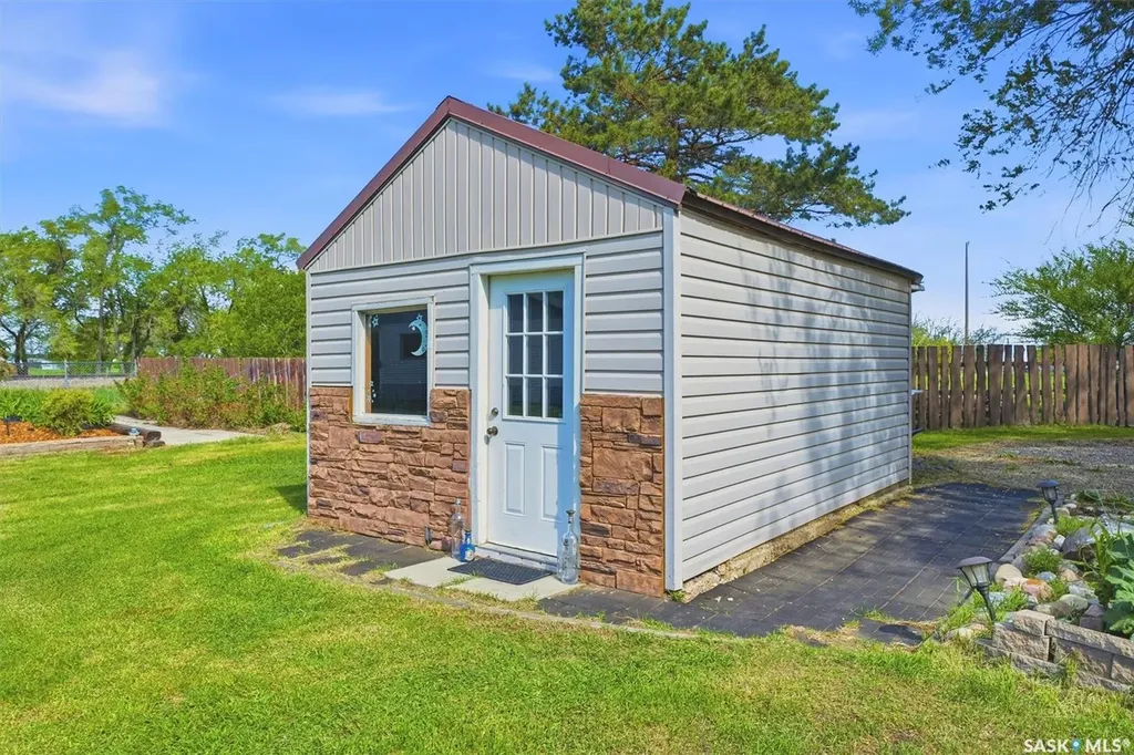 503 3rd Street Dundurn SK S0K 1K0