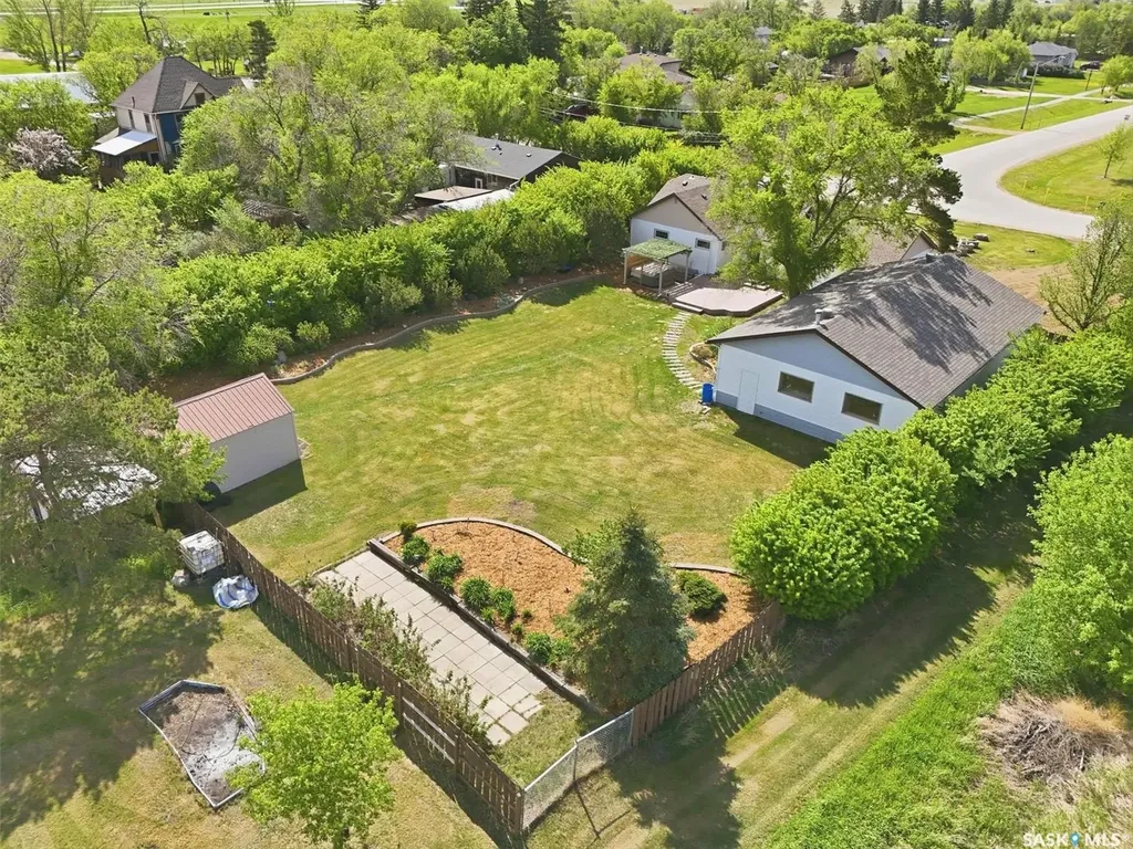 503 3rd Street Dundurn SK S0K 1K0