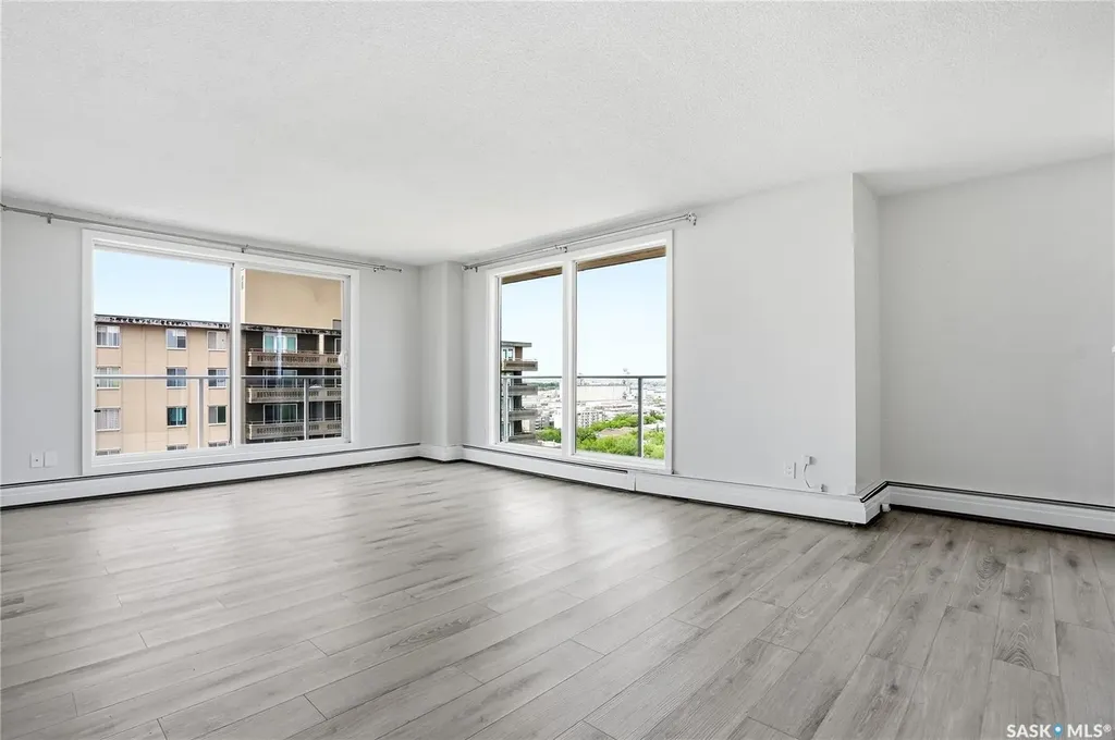 320 5th Avenue N Saskatoon SK S7K 2P5