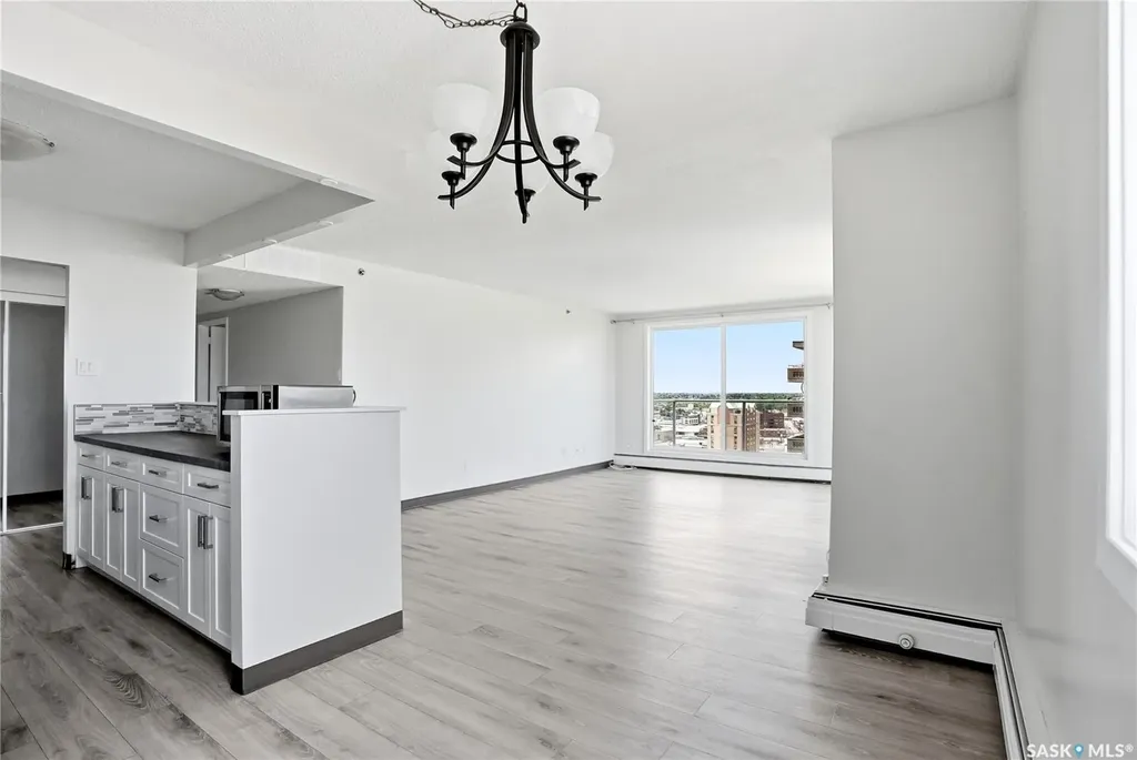320 5th Avenue N Saskatoon SK S7K 2P5