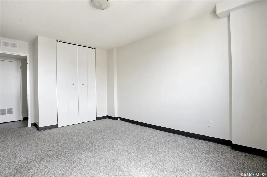 320 5th Avenue N Saskatoon SK S7K 2P5