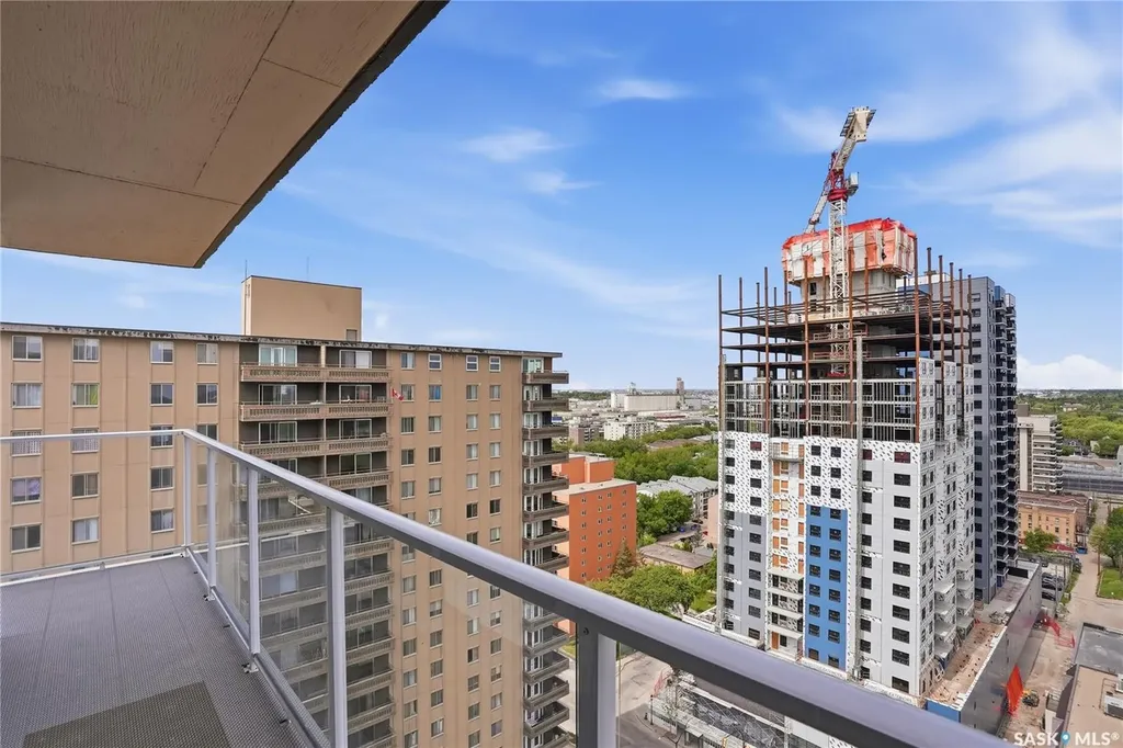 320 5th Avenue N Saskatoon SK S7K 2P5
