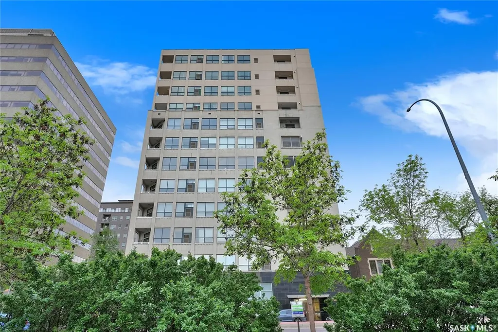 1901 Victoria Avenue Regina SK S4P 3R4