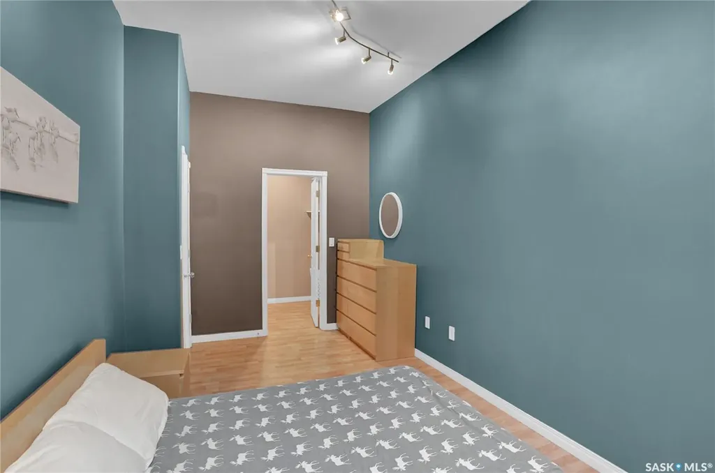 1901 Victoria Avenue Regina SK S4P 3R4