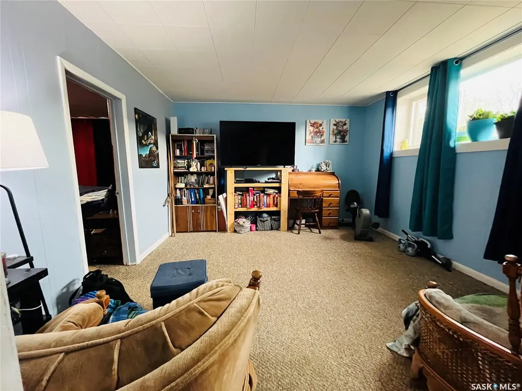 335 Chaplin Street W Swift Current SK S9H 0G2