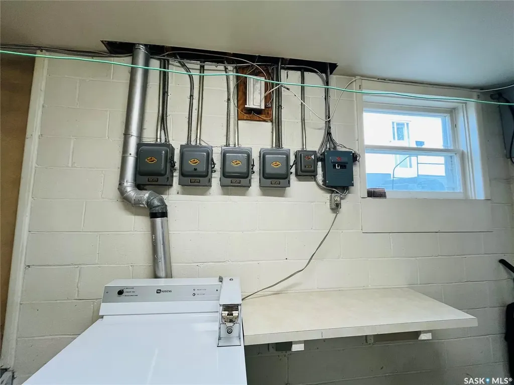 335 Chaplin Street W Swift Current SK S9H 0G2