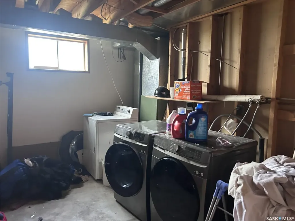 204 Railway Avenue W Shellbrook SK S0J 2E0