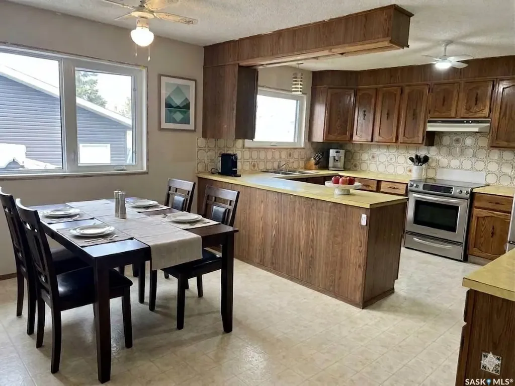 204 Railway Avenue W Shellbrook SK S0J 2E0