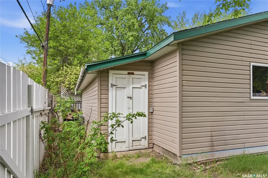 340 Charles Street Asquith SK S0K 0J0