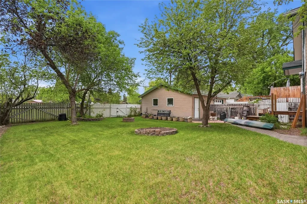 340 Charles Street Asquith SK S0K 0J0