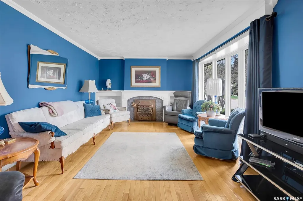 444 Q Avenue N Saskatoon SK S7L 2Y1
