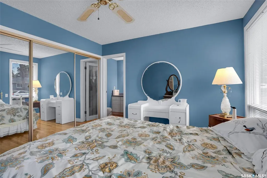 444 Q Avenue N Saskatoon SK S7L 2Y1
