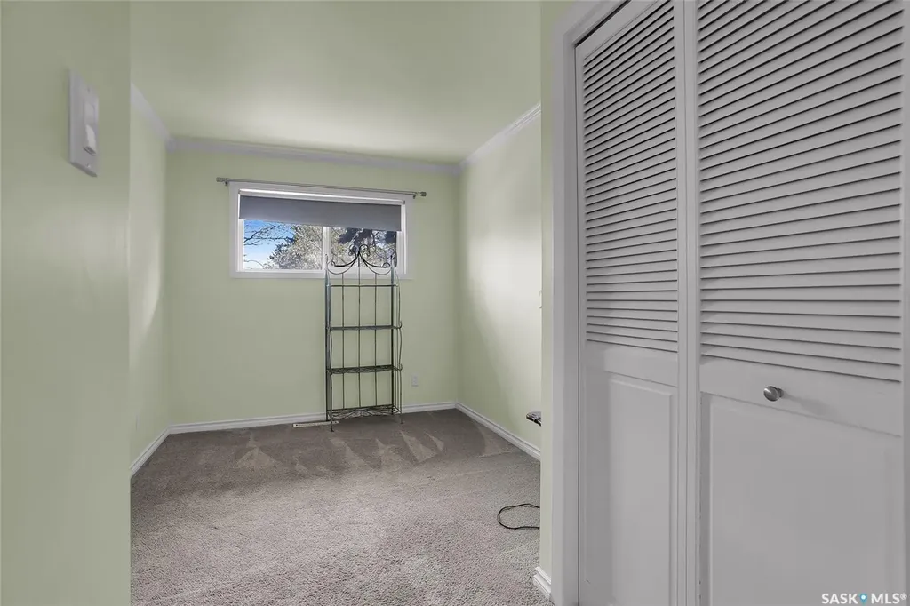 444 Q Avenue N Saskatoon SK S7L 2Y1