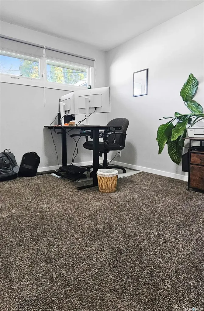 1406 Ashley Drive Swift Current SK S9H 1N5