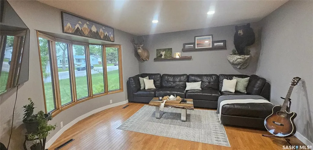 1406 Ashley Drive Swift Current SK S9H 1N5