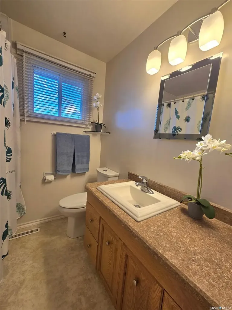 101 Collingwood Crescent Yorkton SK S3N 3A6