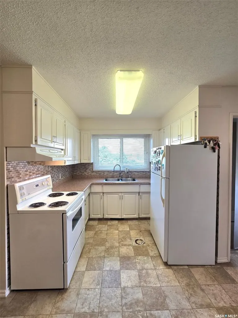 101 Collingwood Crescent Yorkton SK S3N 3A6