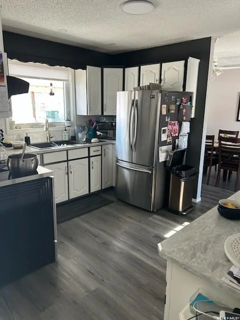 727 4th Street Canora SK S0A 0L0