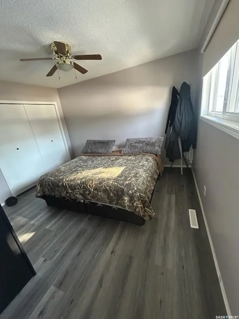 727 4th Street Canora SK S0A 0L0