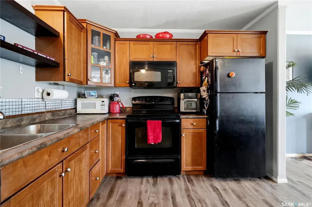 1022 Hampton Circle Saskatoon SK S7R 0K3