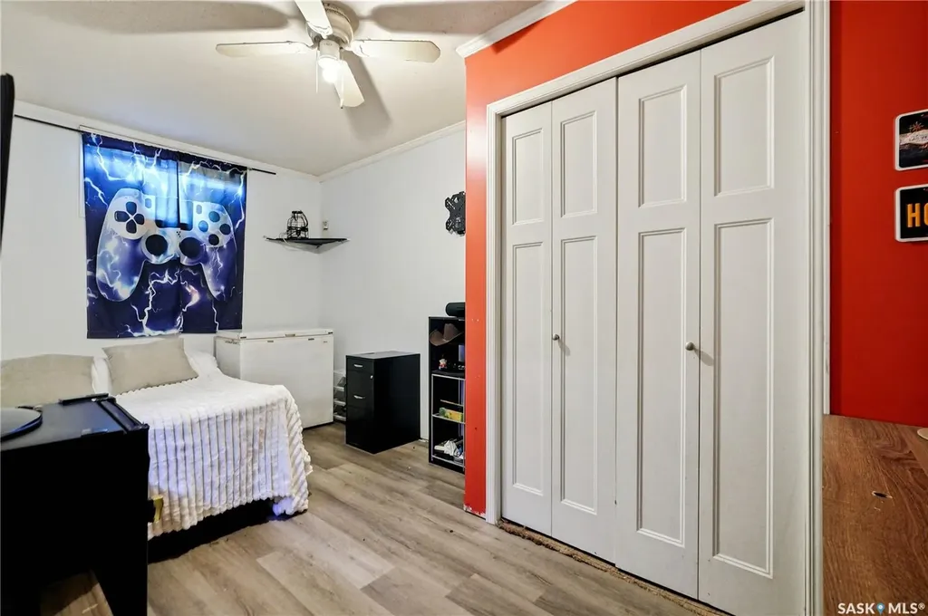 1022 Hampton Circle Saskatoon SK S7R 0K3