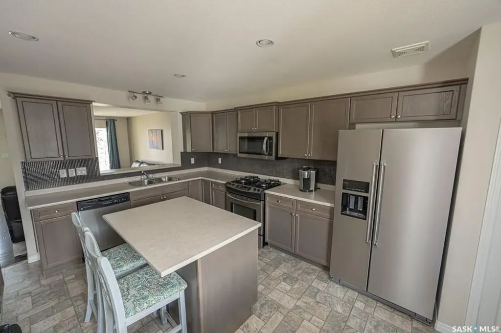 363 Levalley Cove Saskatoon SK S7T 0H5
