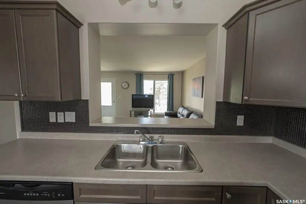 363 Levalley Cove Saskatoon SK S7T 0H5