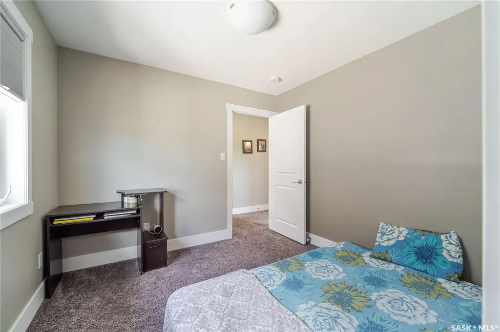 1750 11th Avenue NW Moose Jaw SK S6J 0B3