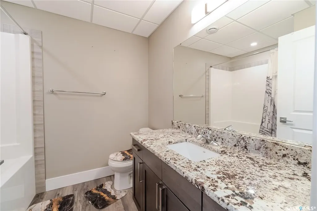 1750 11th Avenue NW Moose Jaw SK S6J 0B3