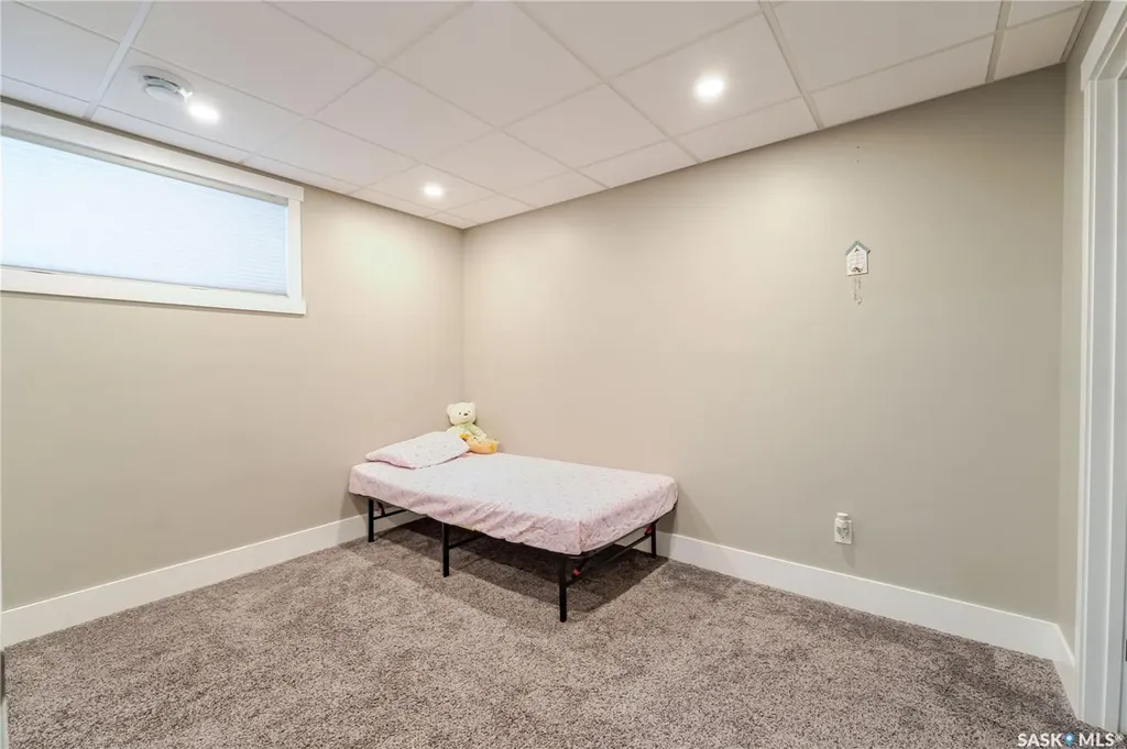 1750 11th Avenue NW Moose Jaw SK S6J 0B3