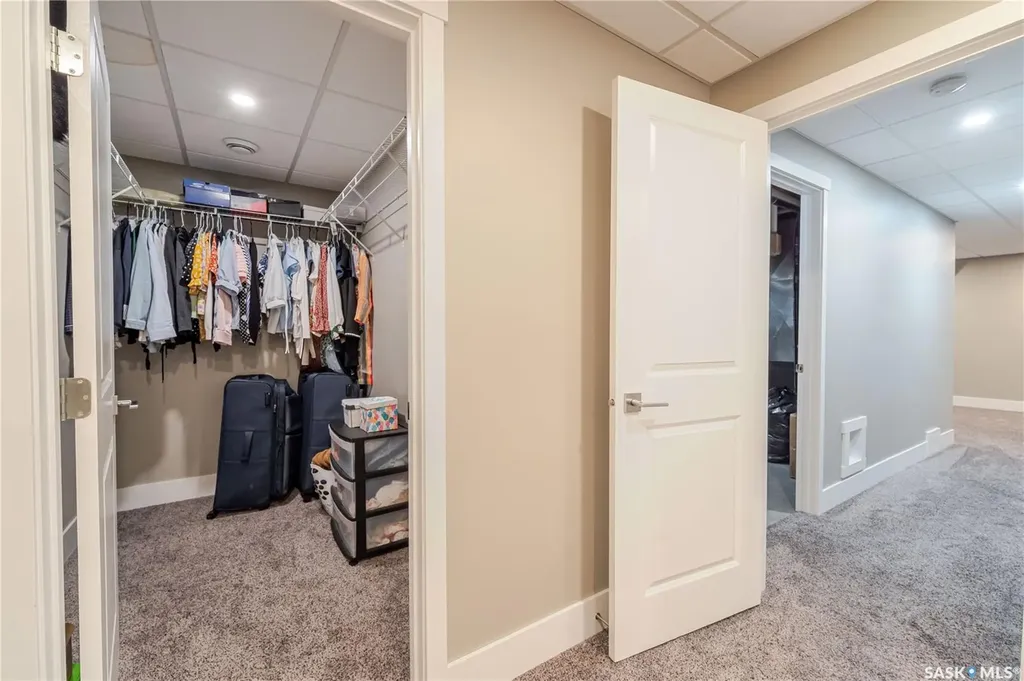 1750 11th Avenue NW Moose Jaw SK S6J 0B3