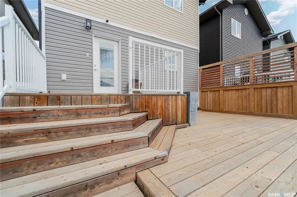 1750 11th Avenue NW Moose Jaw SK S6J 0B3