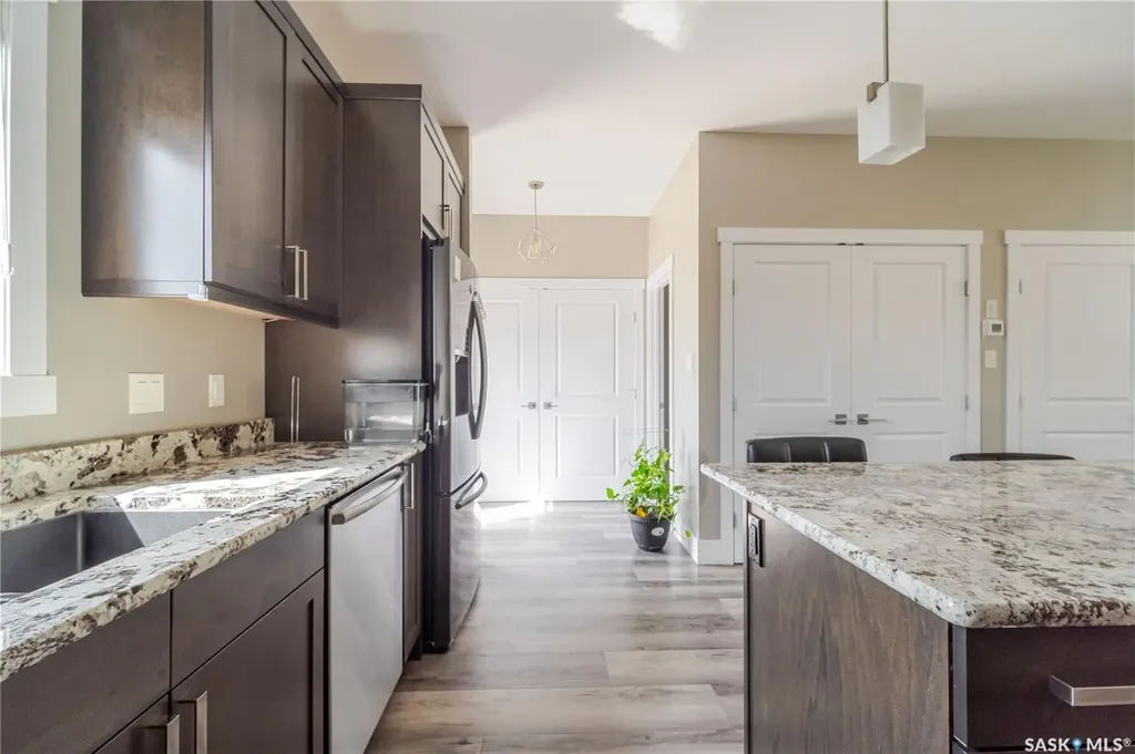 1750 11th Avenue NW Moose Jaw SK S6J 0B3