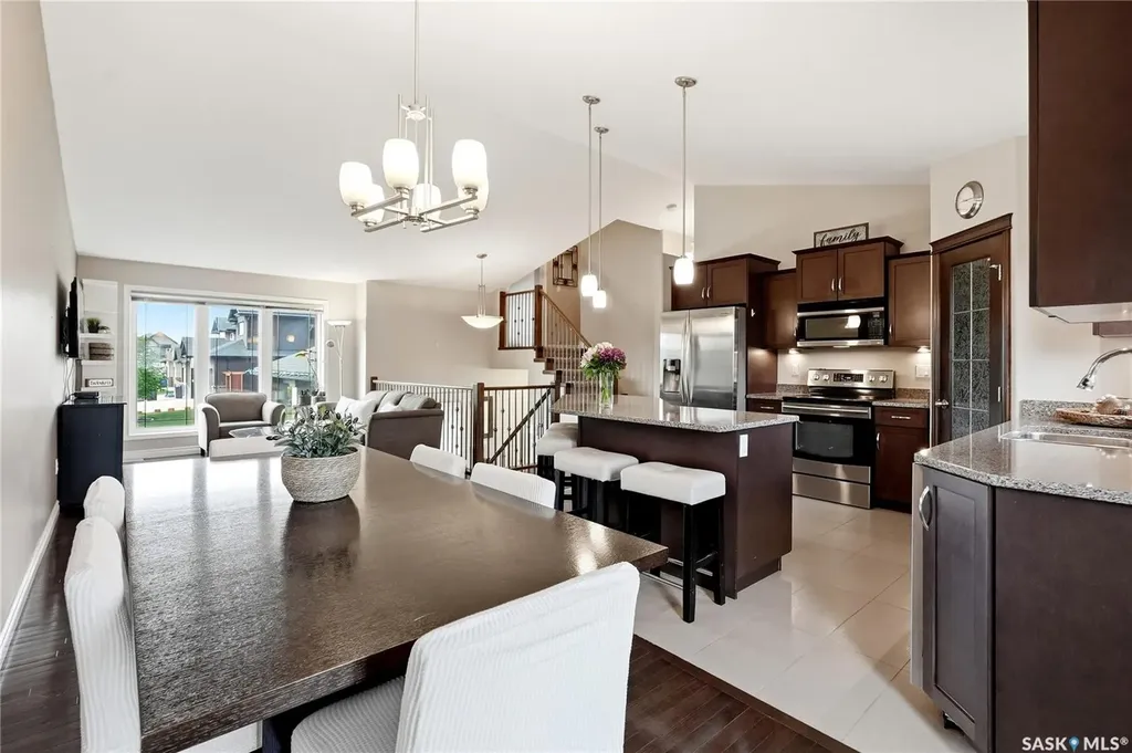 627 Paton Way Saskatoon SK S7W 0C1