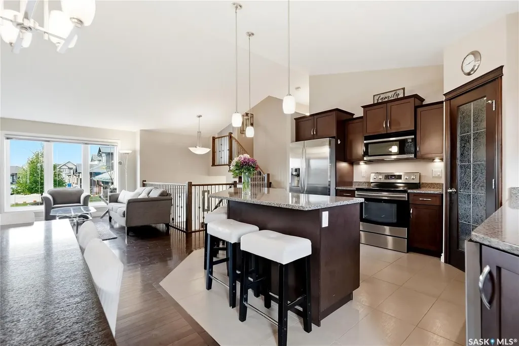 627 Paton Way Saskatoon SK S7W 0C1