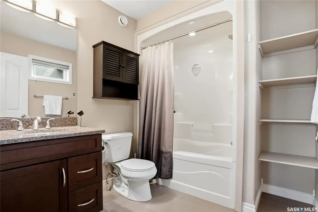 627 Paton Way Saskatoon SK S7W 0C1