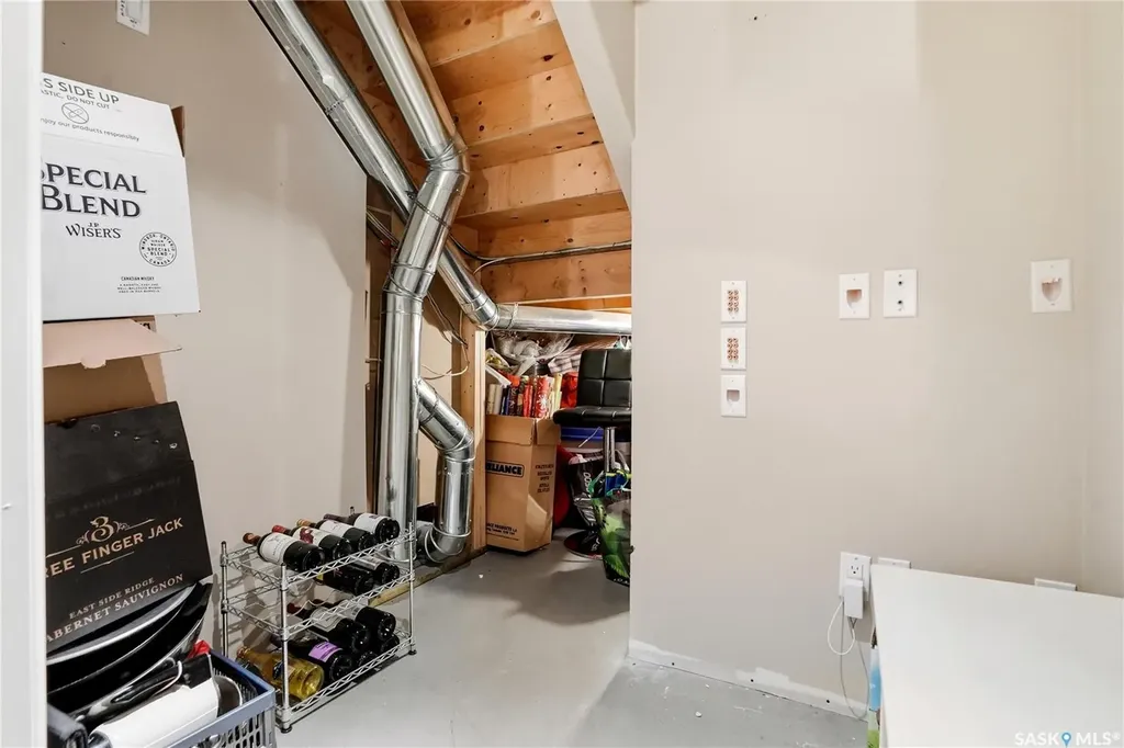 627 Paton Way Saskatoon SK S7W 0C1