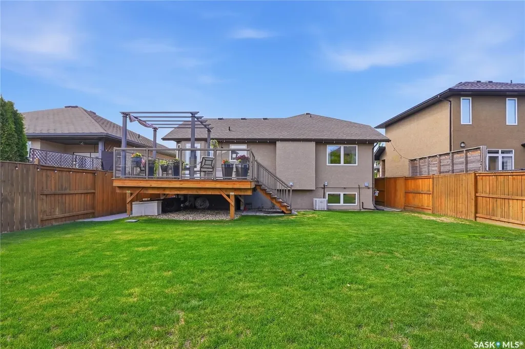 627 Paton Way Saskatoon SK S7W 0C1