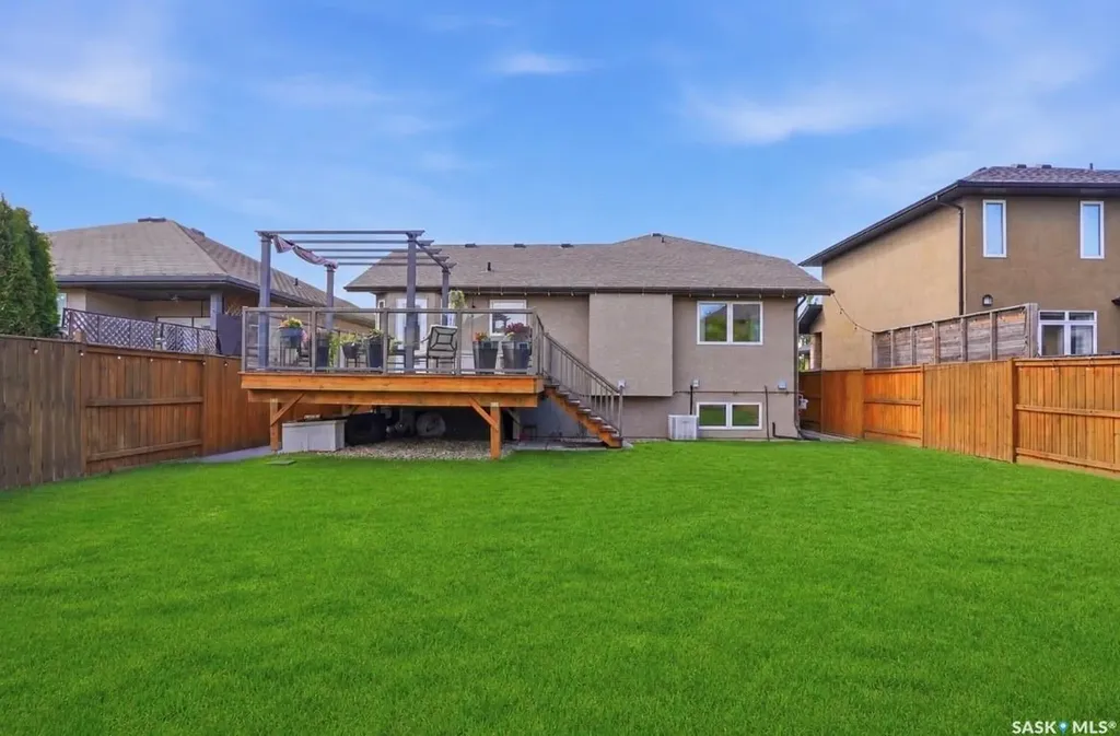 627 Paton Way Saskatoon SK S7W 0C1