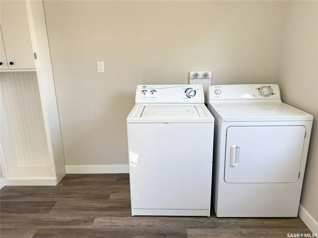 212 Garfield Street Davidson SK S0G 1A0