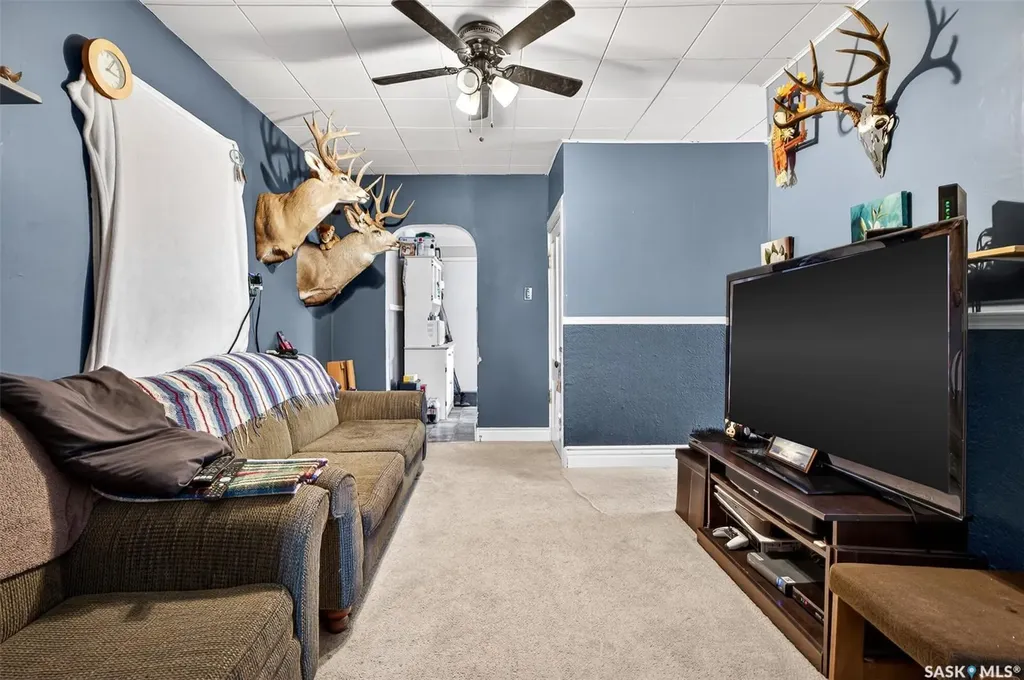 53 Lillooet Street E Moose Jaw SK S6H 4S3