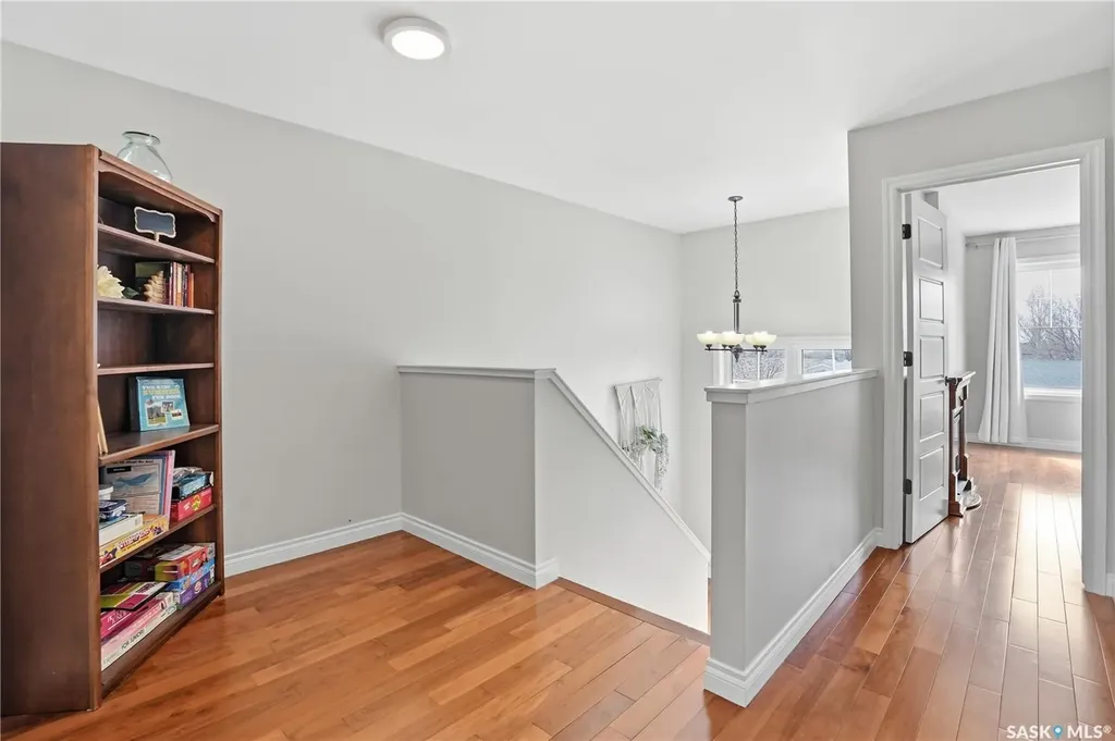 141 Queen Street Elbow SK S0H 1J0
