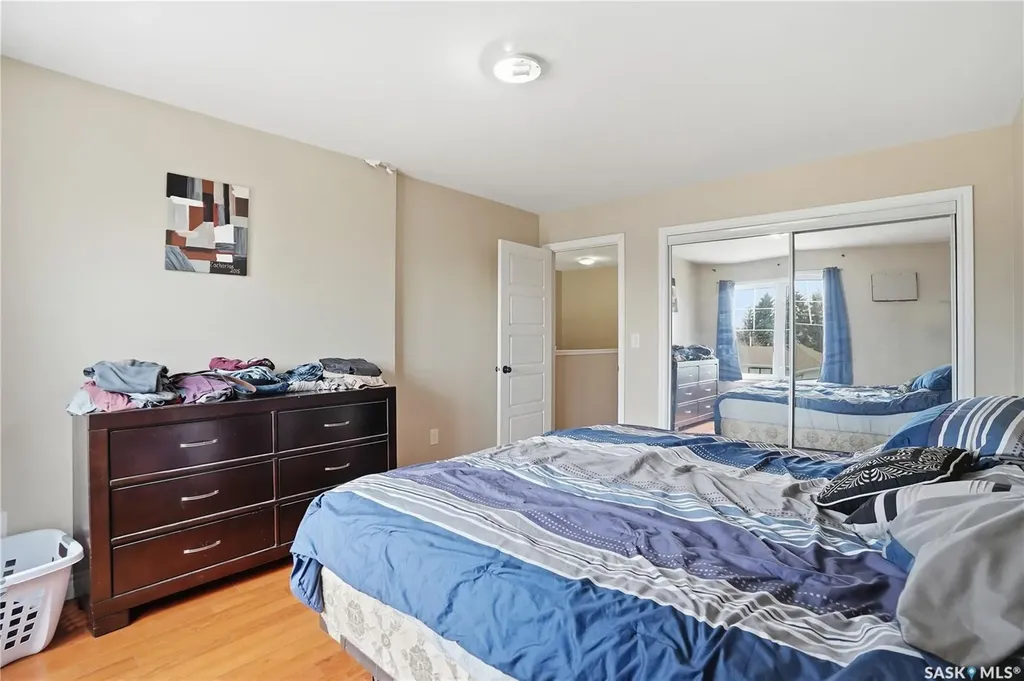 141 Queen Street Elbow SK S0H 1J0