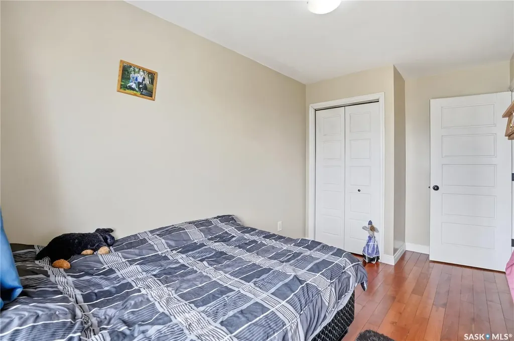 141 Queen Street Elbow SK S0H 1J0