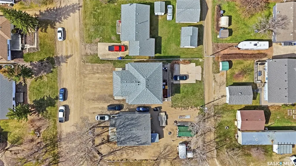 141 Queen Street Elbow SK S0H 1J0