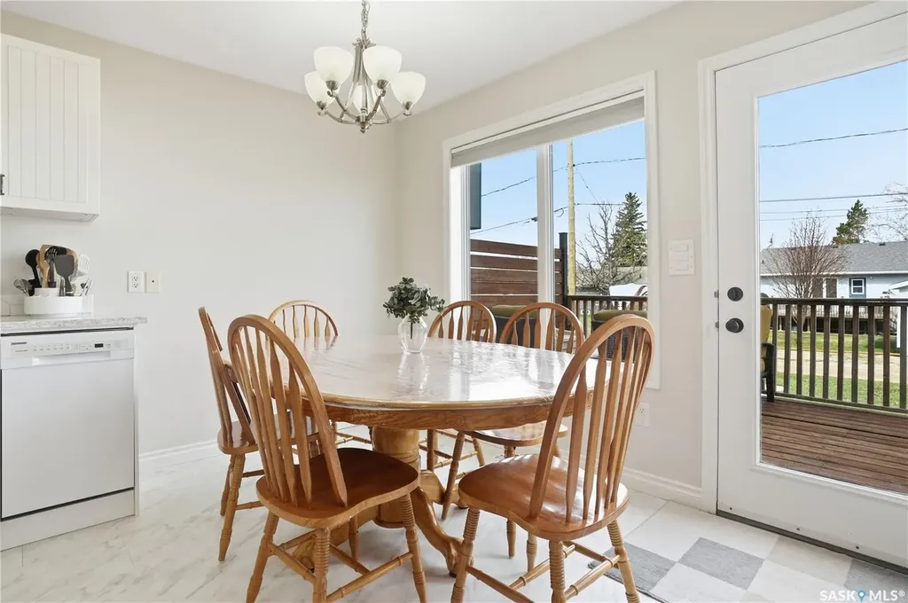 141 Queen Street Elbow SK S0H 1J0